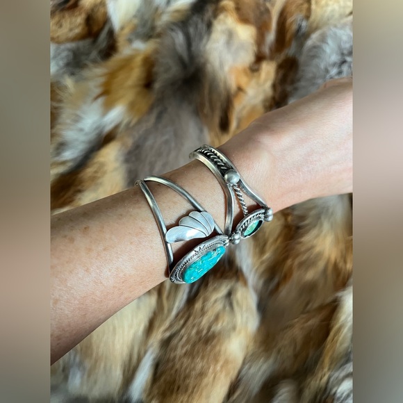 VINTAGE SILVER & TURQUOISE TRIBAL NATIVE AMERICAN CUFF BRACELET NAVAJO MEXICO - Picture 12 of 13